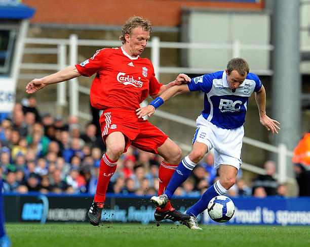 也突显了他 也突显了他