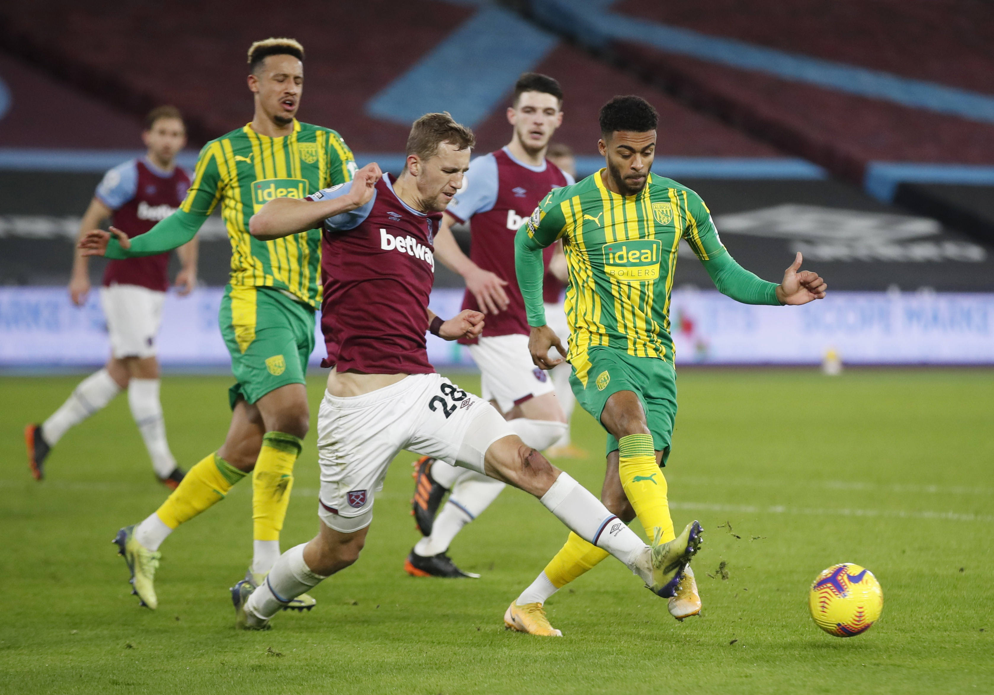 瘦到连站都 瘦到连站都